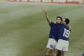 Roberto Baggio - Страница 3 De0868175447829
