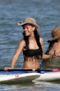 Рианна (Rihanna) Bikini Hawaii 27th Apr 2012 (86xHQ) Eb7811198960108